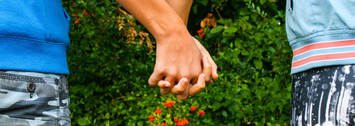Gemeinsam_Vertrauen_Zweisamkeit_Partnerschaft_jugend_Liebe; ©: Bilddatenbank Fundus Gemeinsam_Vertrauen_Zweisamkeit_Partnerschaft_jugend_Liebe